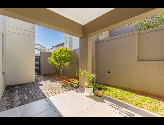 3 BEDROOM TOWNHOUSE FOR SALE IN CRAIGAVON